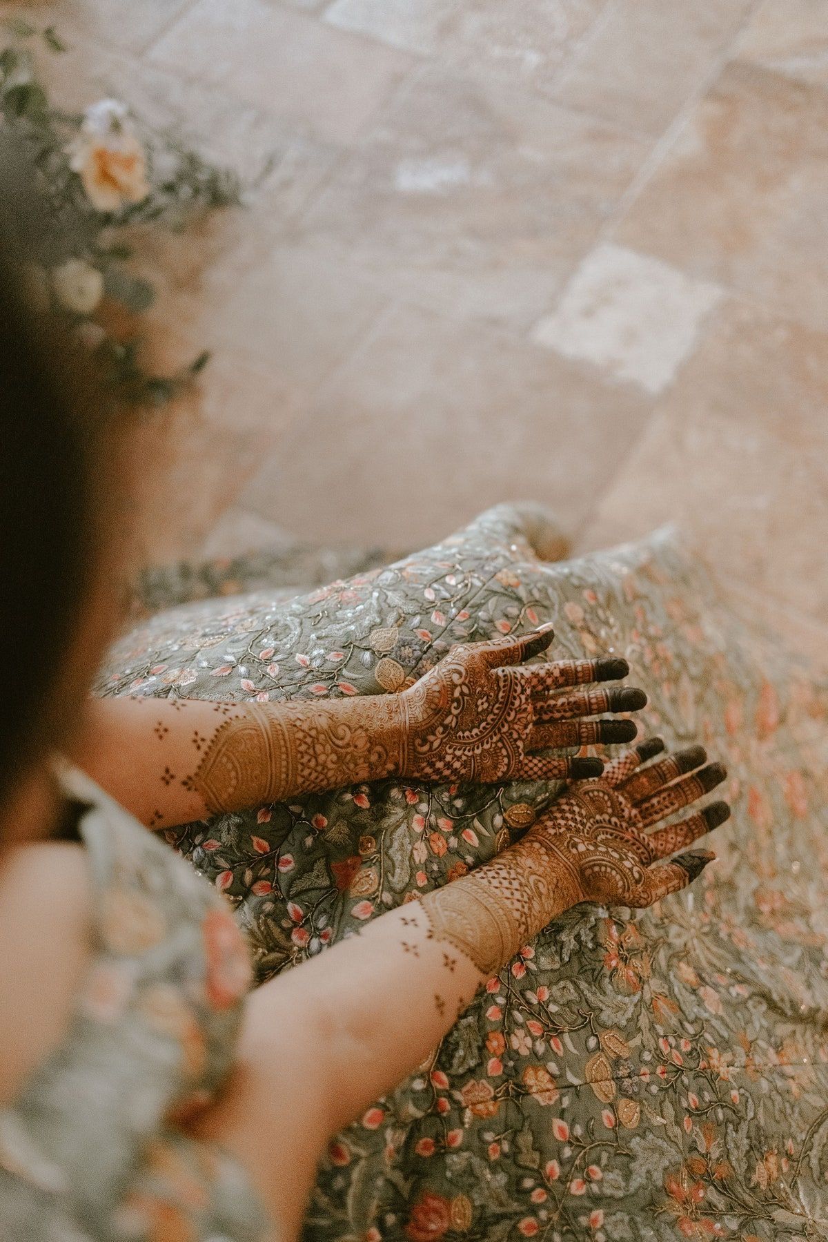 Sherin Bridal Mehndi Artist working